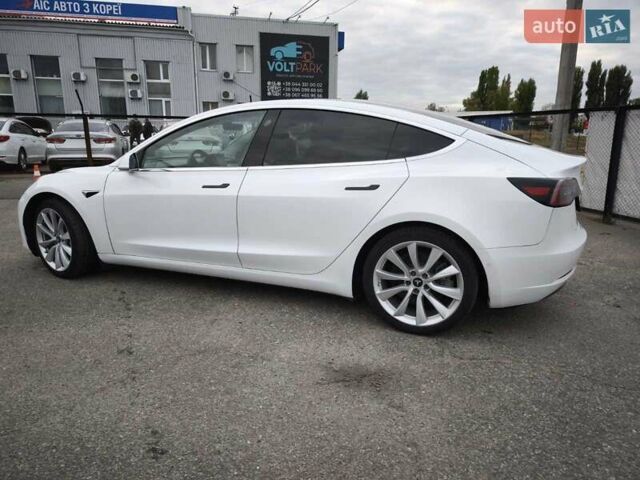 Белый Тесла Model Y, объемом двигателя 0 л и пробегом 126 тыс. км за 19999 $, фото 13 на Automoto.ua