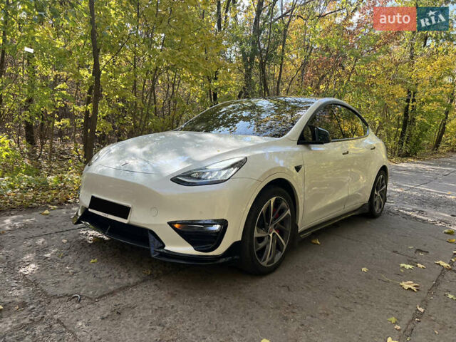 Білий Тесла Model Y, об'ємом двигуна 0 л та пробігом 126 тис. км за 28800 $, фото 9 на Automoto.ua