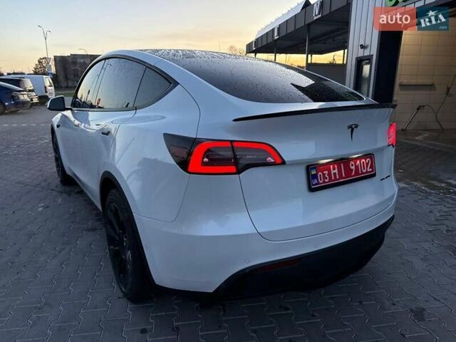 Белый Тесла Model Y, объемом двигателя 0 л и пробегом 132 тыс. км за 20800 $, фото 104 на Automoto.ua