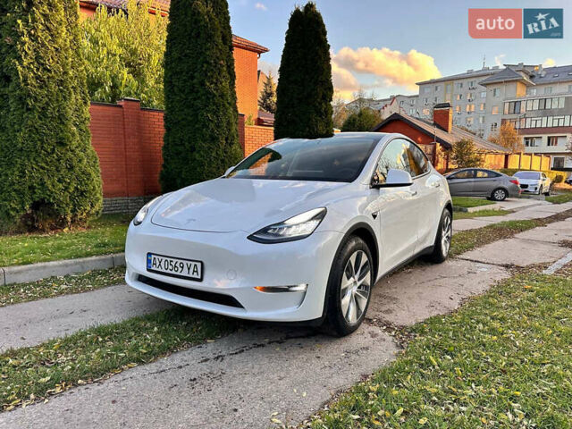 Белый Тесла Model Y, объемом двигателя 0 л и пробегом 116 тыс. км за 21700 $, фото 4 на Automoto.ua