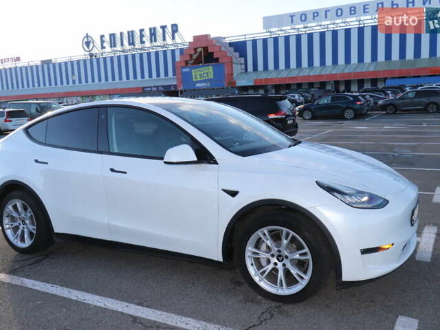 Белый Тесла Model Y, объемом двигателя 0 л и пробегом 162 тыс. км за 22500 $, фото 14 на Automoto.ua
