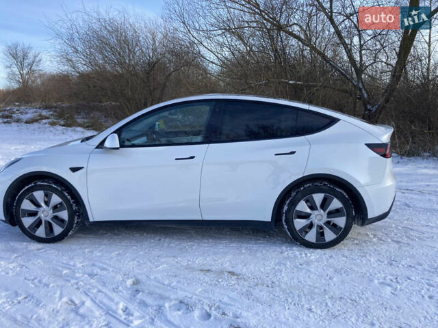 Белый Тесла Model Y, объемом двигателя 0 л и пробегом 40 тыс. км за 28500 $, фото 6 на Automoto.ua
