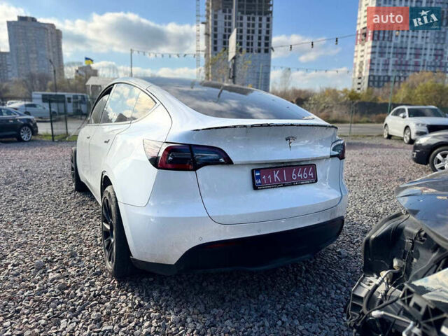 Білий Тесла Model Y, об'ємом двигуна 0 л та пробігом 70 тис. км за 14300 $, фото 6 на Automoto.ua