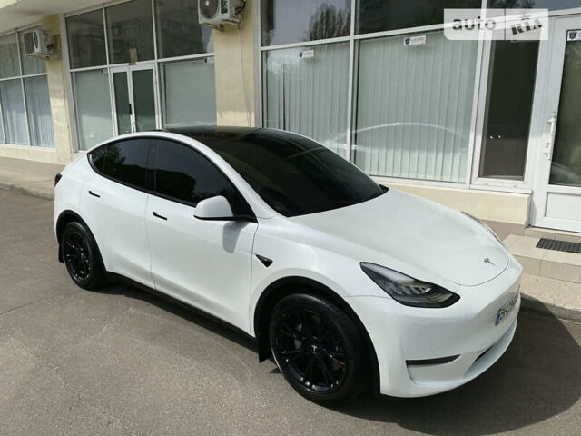 Білий Тесла Model Y, об'ємом двигуна 0 л та пробігом 23 тис. км за 38500 $, фото 15 на Automoto.ua