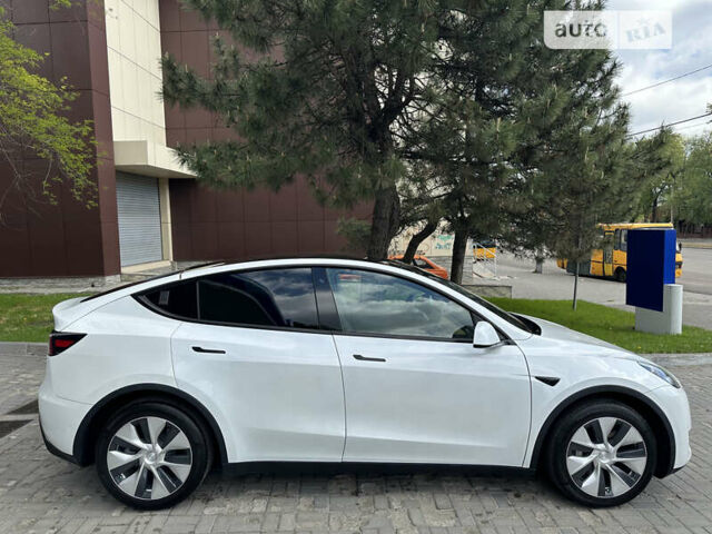 Білий Тесла Model Y, об'ємом двигуна 0 л та пробігом 38 тис. км за 33700 $, фото 14 на Automoto.ua