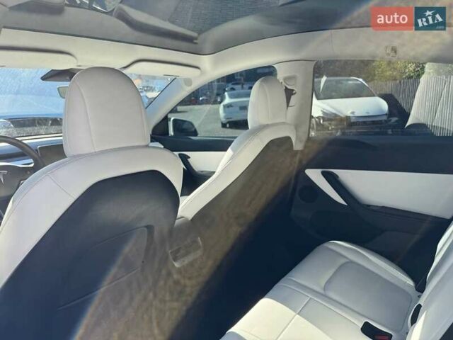 Білий Тесла Model Y, об'ємом двигуна 0 л та пробігом 123 тис. км за 15700 $, фото 24 на Automoto.ua