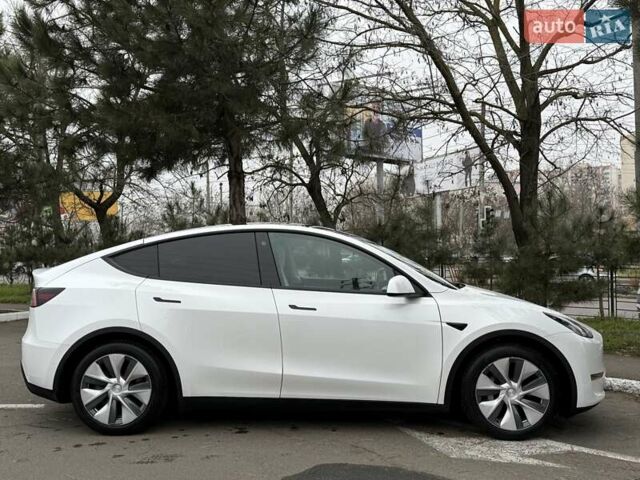 Білий Тесла Model Y, об'ємом двигуна 0 л та пробігом 111 тис. км за 23599 $, фото 9 на Automoto.ua