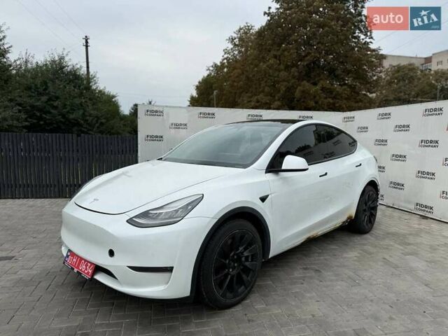Білий Тесла Model Y, об'ємом двигуна 0 л та пробігом 117 тис. км за 17800 $, фото 2 на Automoto.ua