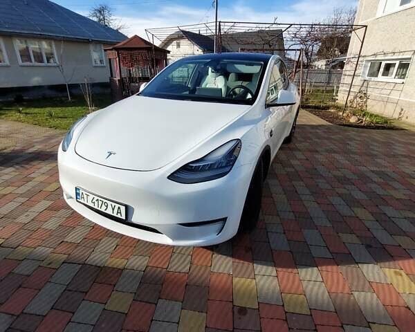 Белый Тесла Model Y, объемом двигателя 0 л и пробегом 113 тыс. км за 24700 $, фото 12 на Automoto.ua