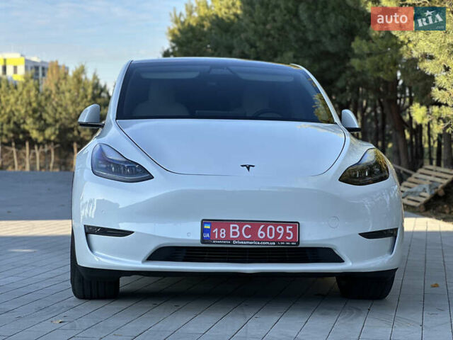 Белый Тесла Model Y, объемом двигателя 0 л и пробегом 118 тыс. км за 21700 $, фото 9 на Automoto.ua