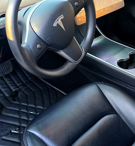 Белый Тесла Model Y, объемом двигателя 0 л и пробегом 67 тыс. км за 26500 $, фото 13 на Automoto.ua