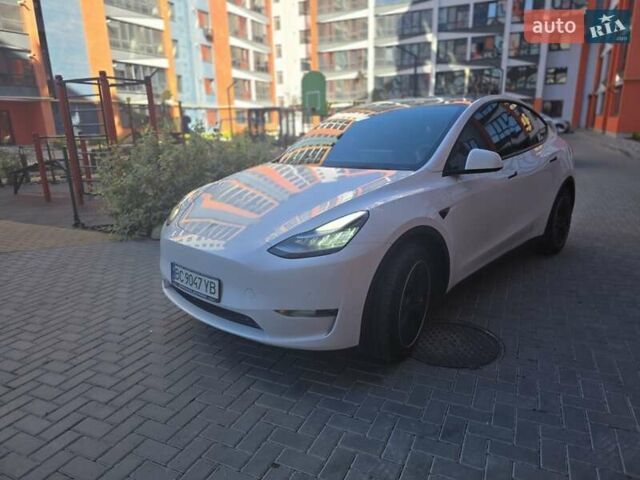 Білий Тесла Model Y, об'ємом двигуна 0 л та пробігом 140 тис. км за 23966 $, фото 6 на Automoto.ua