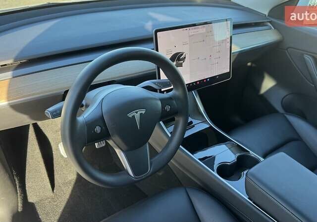 Белый Тесла Model Y, объемом двигателя 0 л и пробегом 162 тыс. км за 22500 $, фото 68 на Automoto.ua