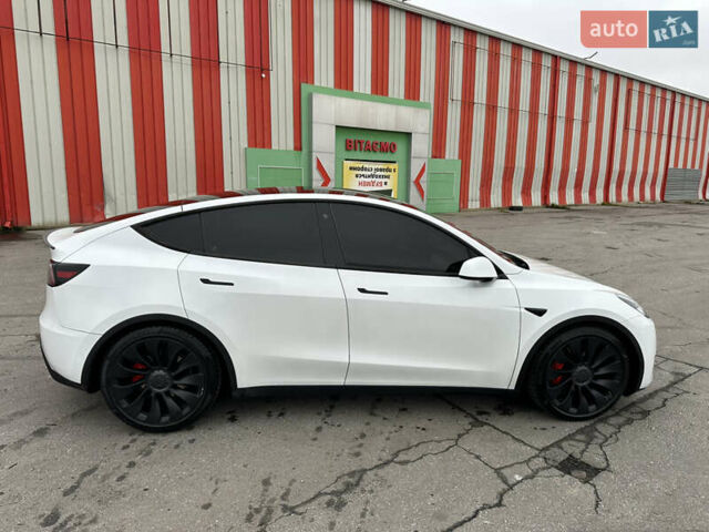 Білий Тесла Model Y, об'ємом двигуна 0 л та пробігом 134 тис. км за 23000 $, фото 6 на Automoto.ua