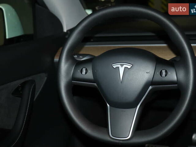 Белый Тесла Model Y, объемом двигателя 0 л и пробегом 162 тыс. км за 22500 $, фото 62 на Automoto.ua