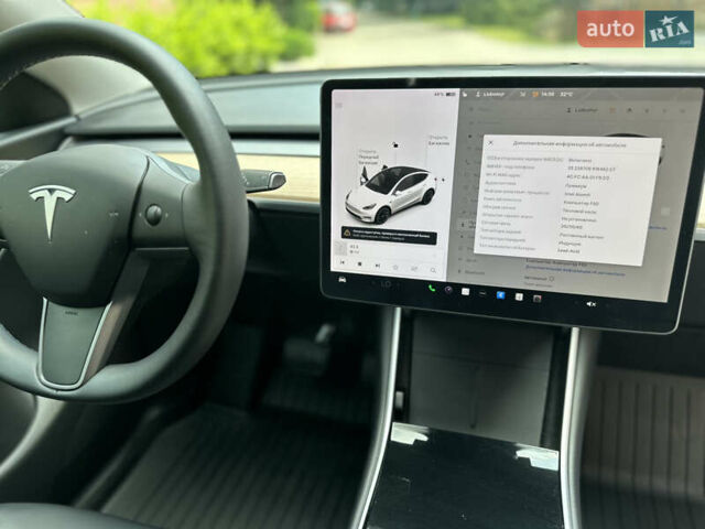 Белый Тесла Model Y, объемом двигателя 0 л и пробегом 53 тыс. км за 23500 $, фото 36 на Automoto.ua