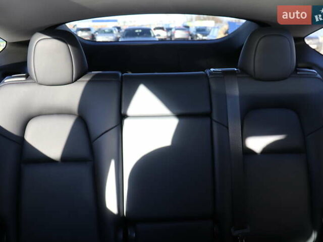 Белый Тесла Model Y, объемом двигателя 0 л и пробегом 162 тыс. км за 22500 $, фото 50 на Automoto.ua