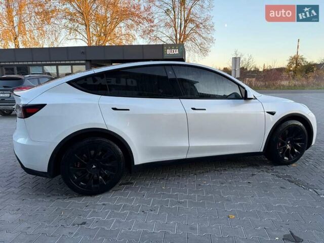 Белый Тесла Model Y, объемом двигателя 0 л и пробегом 132 тыс. км за 20800 $, фото 22 на Automoto.ua