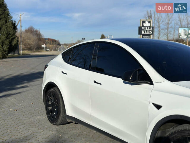 Белый Тесла Model Y, объемом двигателя 0 л и пробегом 85 тыс. км за 22900 $, фото 5 на Automoto.ua