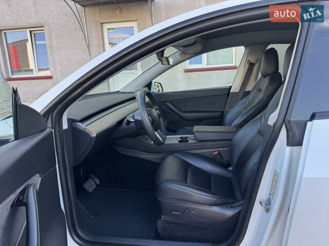 Белый Тесла Model Y, объемом двигателя 0 л и пробегом 110 тыс. км за 21500 $, фото 15 на Automoto.ua