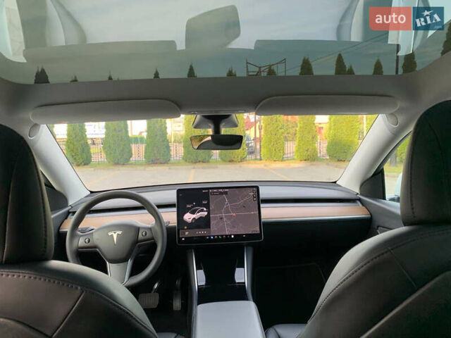 Белый Тесла Model Y, объемом двигателя 0 л и пробегом 35 тыс. км за 26500 $, фото 27 на Automoto.ua