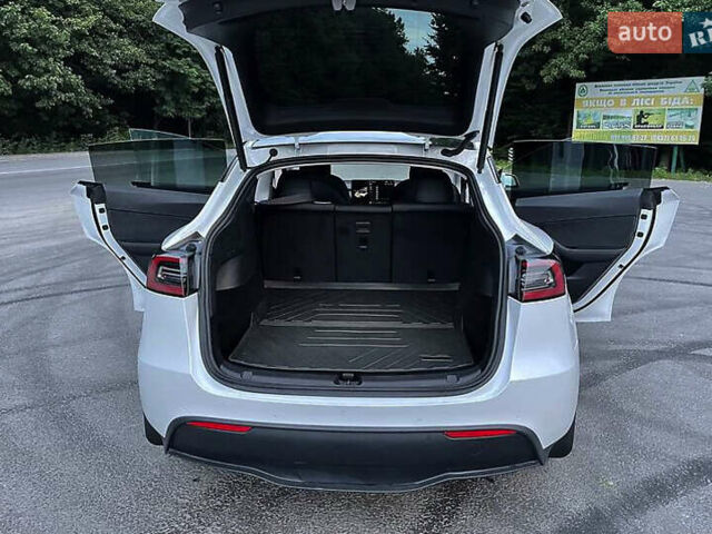 Белый Тесла Model Y, объемом двигателя 0 л и пробегом 45 тыс. км за 19500 $, фото 16 на Automoto.ua