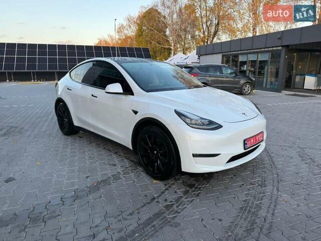 Белый Тесла Model Y, объемом двигателя 0 л и пробегом 132 тыс. км за 20800 $, фото 48 на Automoto.ua