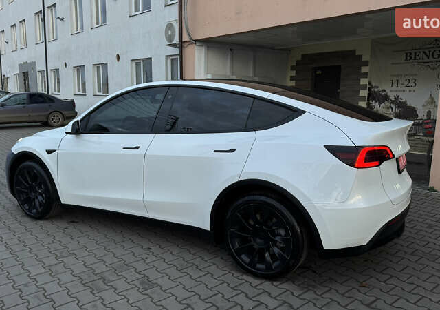 Білий Тесла Model Y, об'ємом двигуна 0 л та пробігом 187 тис. км за 18900 $, фото 10 на Automoto.ua
