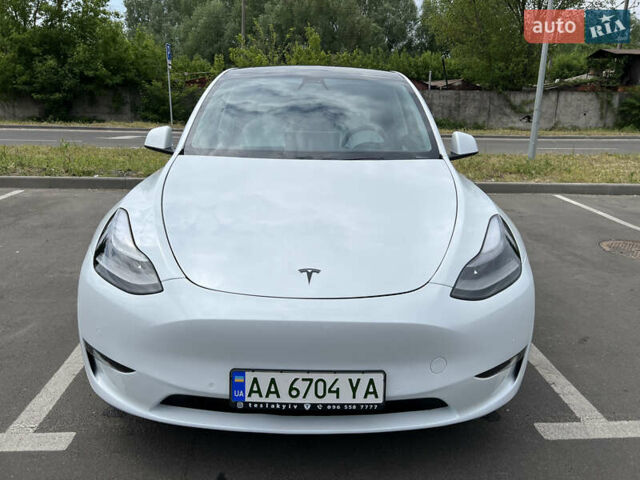 Белый Тесла Model Y, объемом двигателя 0 л и пробегом 23 тыс. км за 44000 $, фото 3 на Automoto.ua