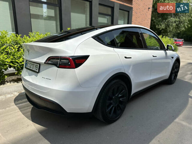 Белый Тесла Model Y, объемом двигателя 0 л и пробегом 53 тыс. км за 23500 $, фото 20 на Automoto.ua
