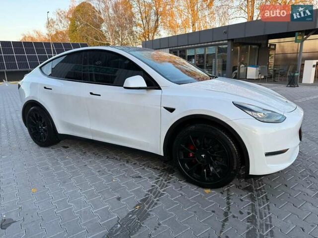 Белый Тесла Model Y, объемом двигателя 0 л и пробегом 132 тыс. км за 20800 $, фото 27 на Automoto.ua