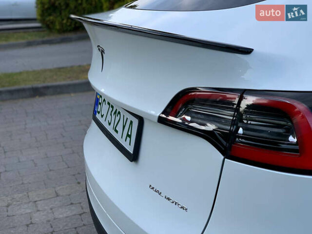 Белый Тесла Model Y, объемом двигателя 0 л и пробегом 35 тыс. км за 26500 $, фото 5 на Automoto.ua