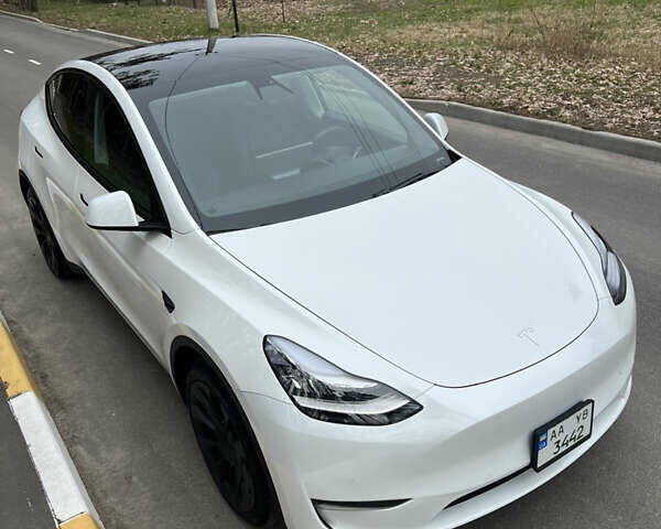 Белый Тесла Model Y, объемом двигателя 0 л и пробегом 39 тыс. км за 31500 $, фото 6 на Automoto.ua