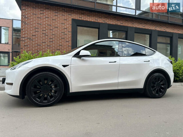 Белый Тесла Model Y, объемом двигателя 0 л и пробегом 53 тыс. км за 23500 $, фото 8 на Automoto.ua