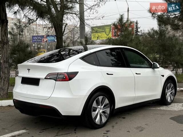 Білий Тесла Model Y, об'ємом двигуна 0 л та пробігом 111 тис. км за 23599 $, фото 8 на Automoto.ua