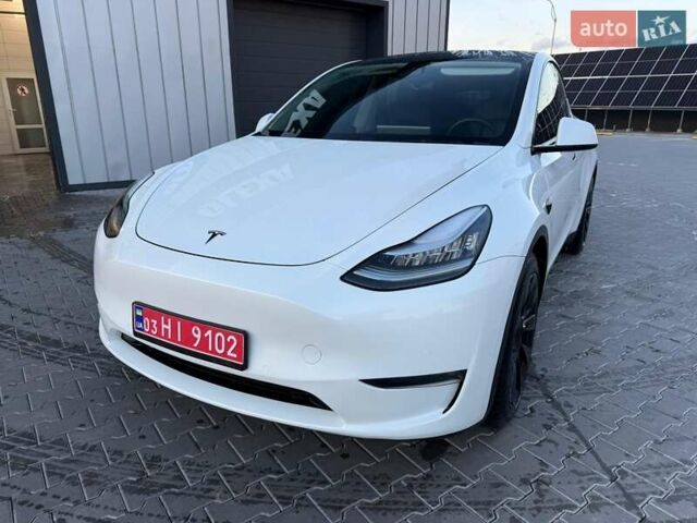 Белый Тесла Model Y, объемом двигателя 0 л и пробегом 132 тыс. км за 20800 $, фото 4 на Automoto.ua