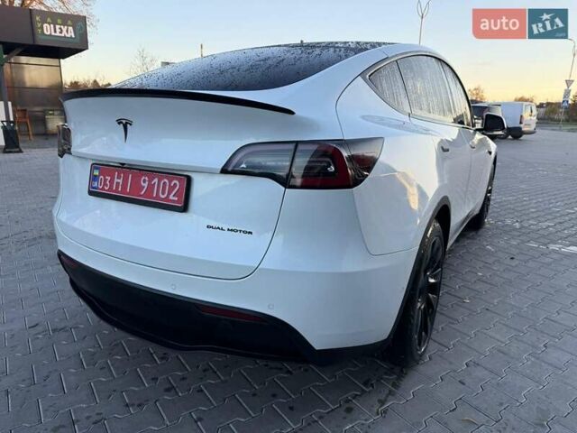 Белый Тесла Model Y, объемом двигателя 0 л и пробегом 132 тыс. км за 20800 $, фото 18 на Automoto.ua
