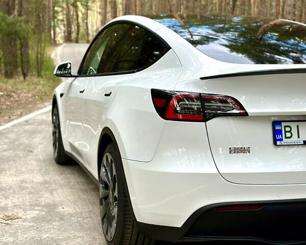 Білий Тесла Model Y, об'ємом двигуна 0 л та пробігом 31 тис. км за 29800 $, фото 15 на Automoto.ua