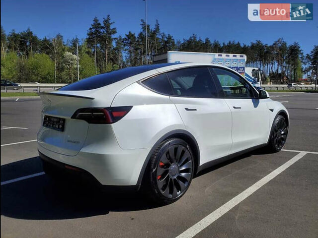 Белый Тесла Model Y, объемом двигателя 0 л и пробегом 9 тыс. км за 33333 $, фото 16 на Automoto.ua