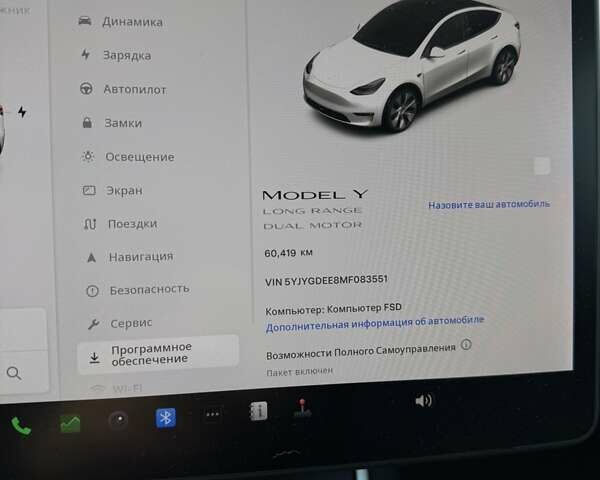 Білий Тесла Model Y, об'ємом двигуна 0 л та пробігом 61 тис. км за 25399 $, фото 1 на Automoto.ua