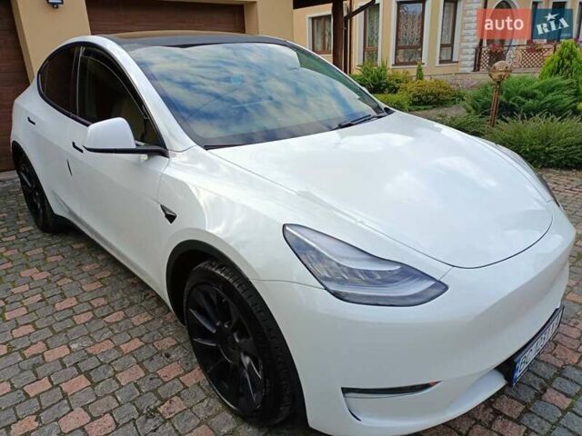 Білий Тесла Model Y, об'ємом двигуна 0 л та пробігом 65 тис. км за 28000 $, фото 14 на Automoto.ua