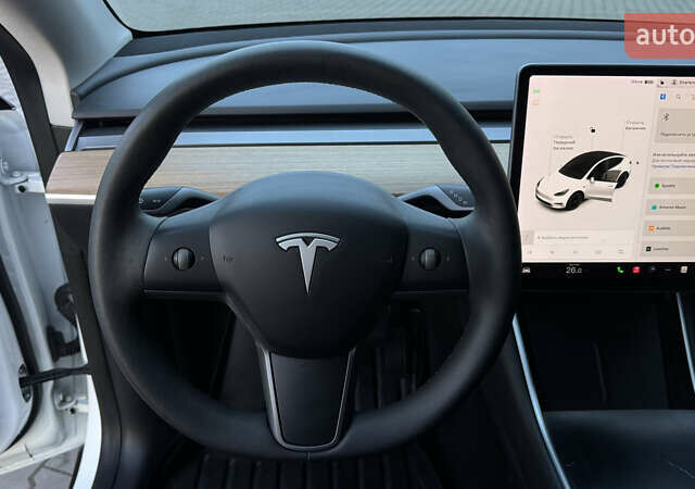 Білий Тесла Model Y, об'ємом двигуна 0 л та пробігом 187 тис. км за 18900 $, фото 21 на Automoto.ua