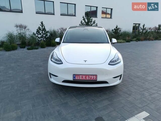 Белый Тесла Model Y, объемом двигателя 0 л и пробегом 128 тыс. км за 19600 $, фото 1 на Automoto.ua
