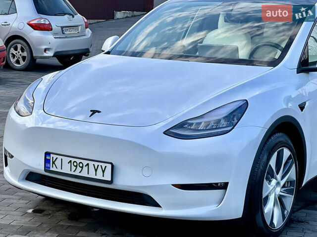 Белый Тесла Model Y, объемом двигателя 0 л и пробегом 57 тыс. км за 28500 $, фото 9 на Automoto.ua