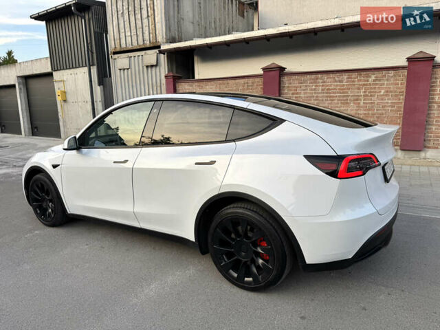 Білий Тесла Model Y, об'ємом двигуна 0 л та пробігом 30 тис. км за 29000 $, фото 4 на Automoto.ua