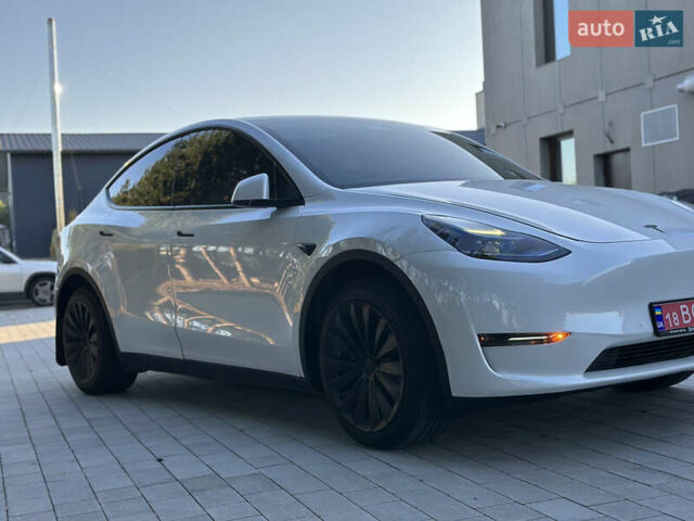 Белый Тесла Model Y, объемом двигателя 0 л и пробегом 118 тыс. км за 21700 $, фото 50 на Automoto.ua