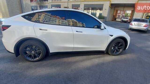 Білий Тесла Model Y, об'ємом двигуна 0 л та пробігом 34 тис. км за 31500 $, фото 15 на Automoto.ua