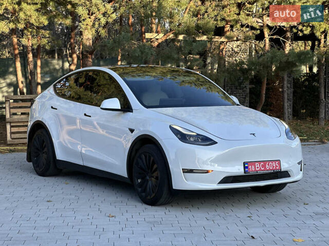 Белый Тесла Model Y, объемом двигателя 0 л и пробегом 118 тыс. км за 21700 $, фото 5 на Automoto.ua