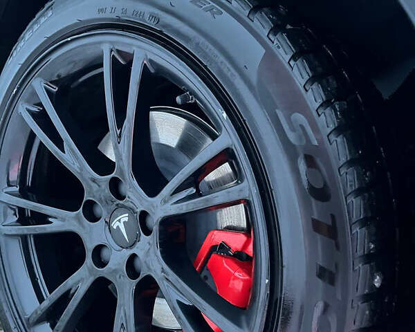 Белый Тесла Model Y, объемом двигателя 0 л и пробегом 97 тыс. км за 24900 $, фото 21 на Automoto.ua