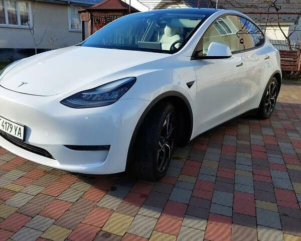 Белый Тесла Model Y, объемом двигателя 0 л и пробегом 113 тыс. км за 24700 $, фото 49 на Automoto.ua